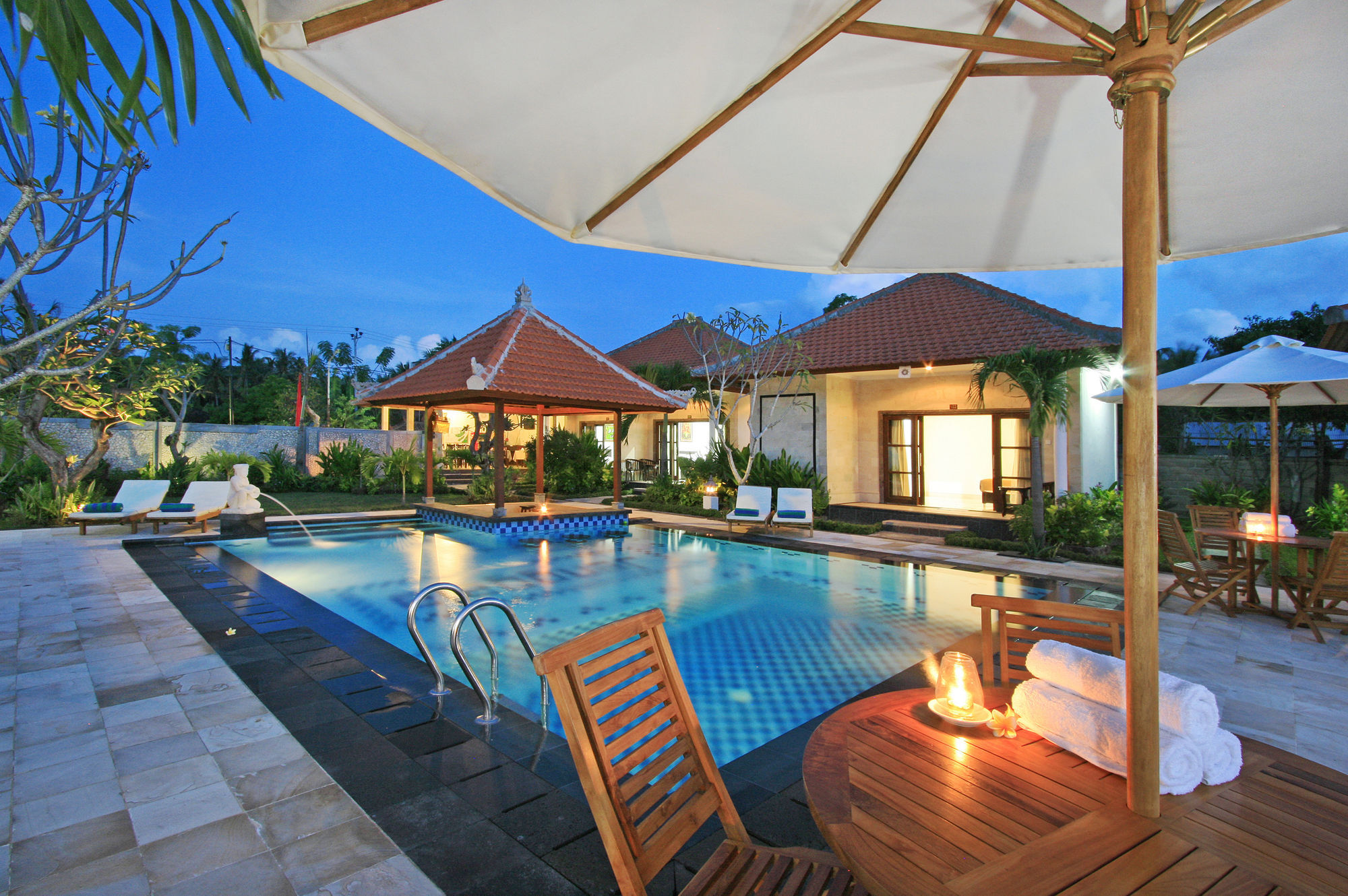 Pondok Jenggala Lembongan Exterior photo