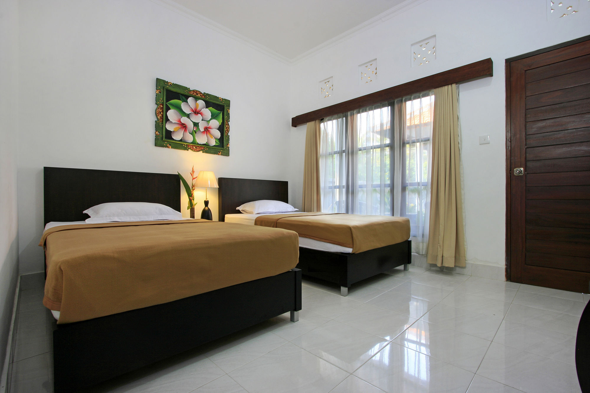Pondok Jenggala Lembongan Exterior photo