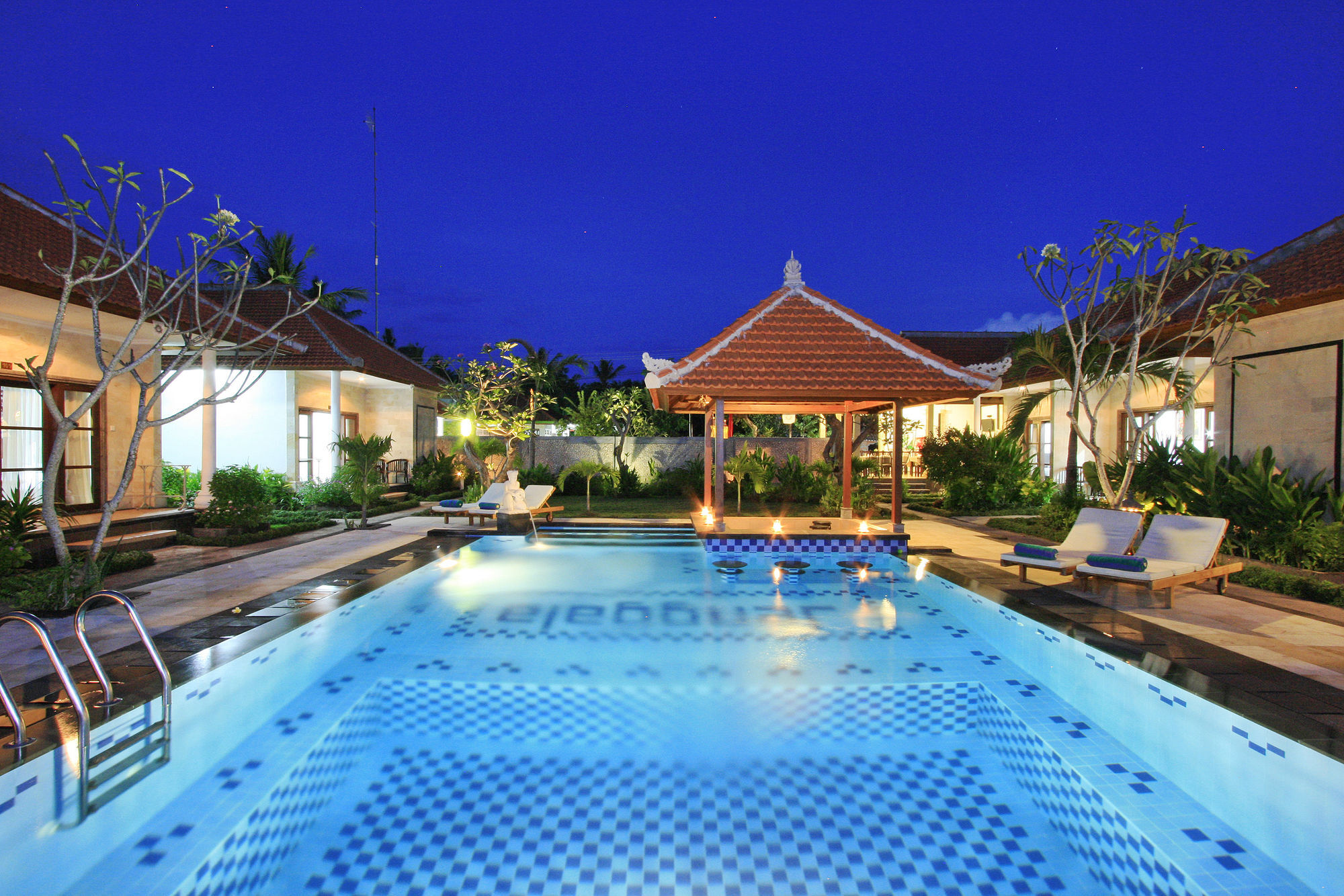 Pondok Jenggala Lembongan Exterior photo